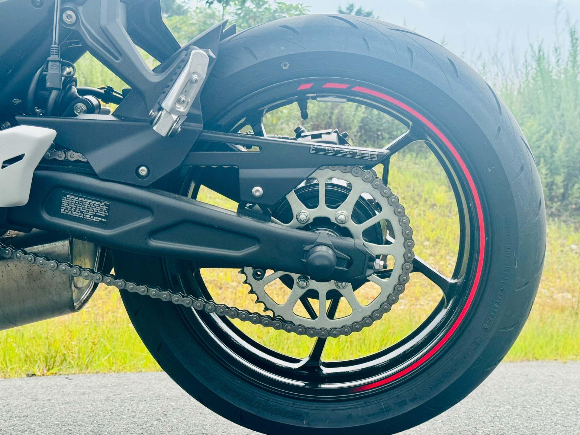 2023 Kawasaki Z650 in Foxboro, Massachusetts - Photo 19