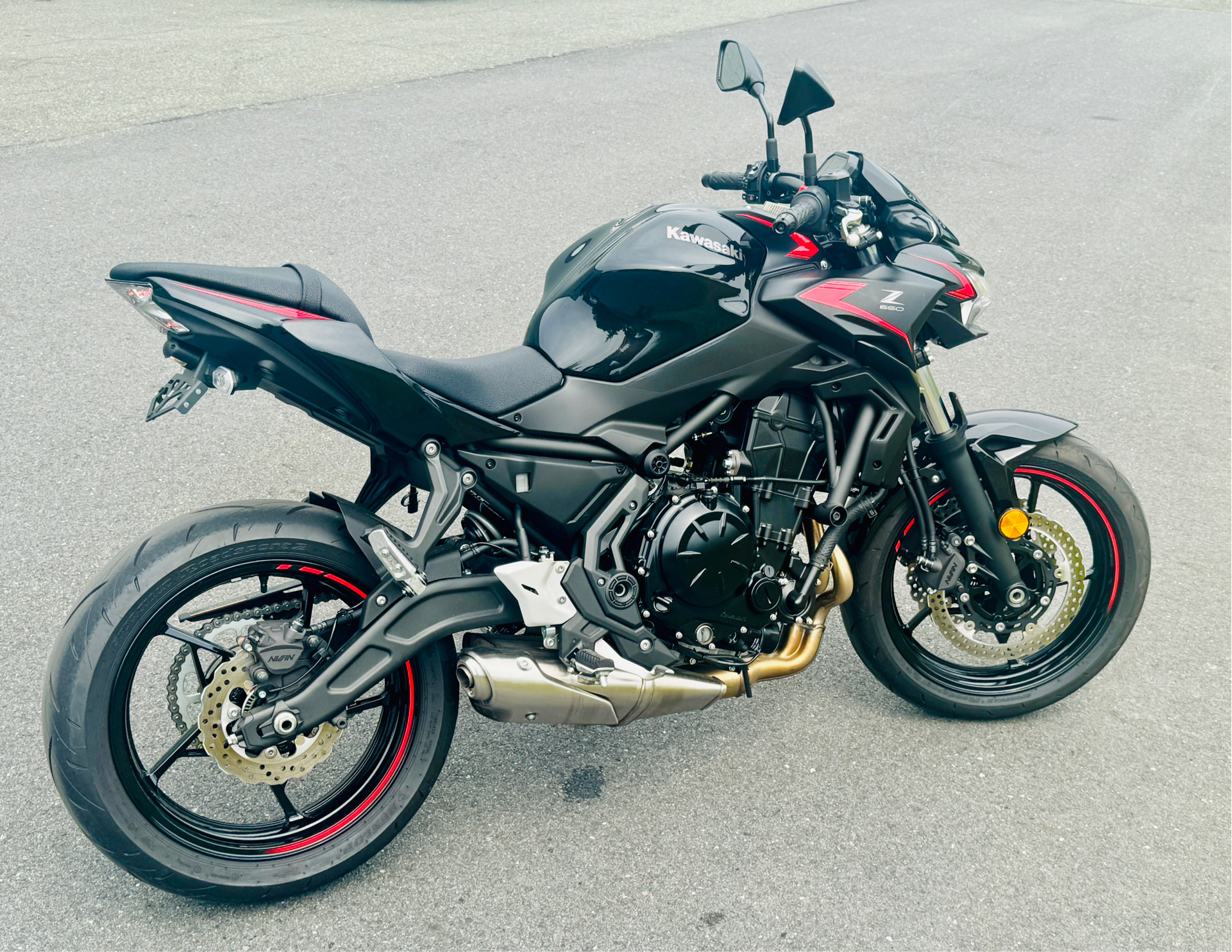 2023 Kawasaki Z650 in Foxboro, Massachusetts - Photo 5