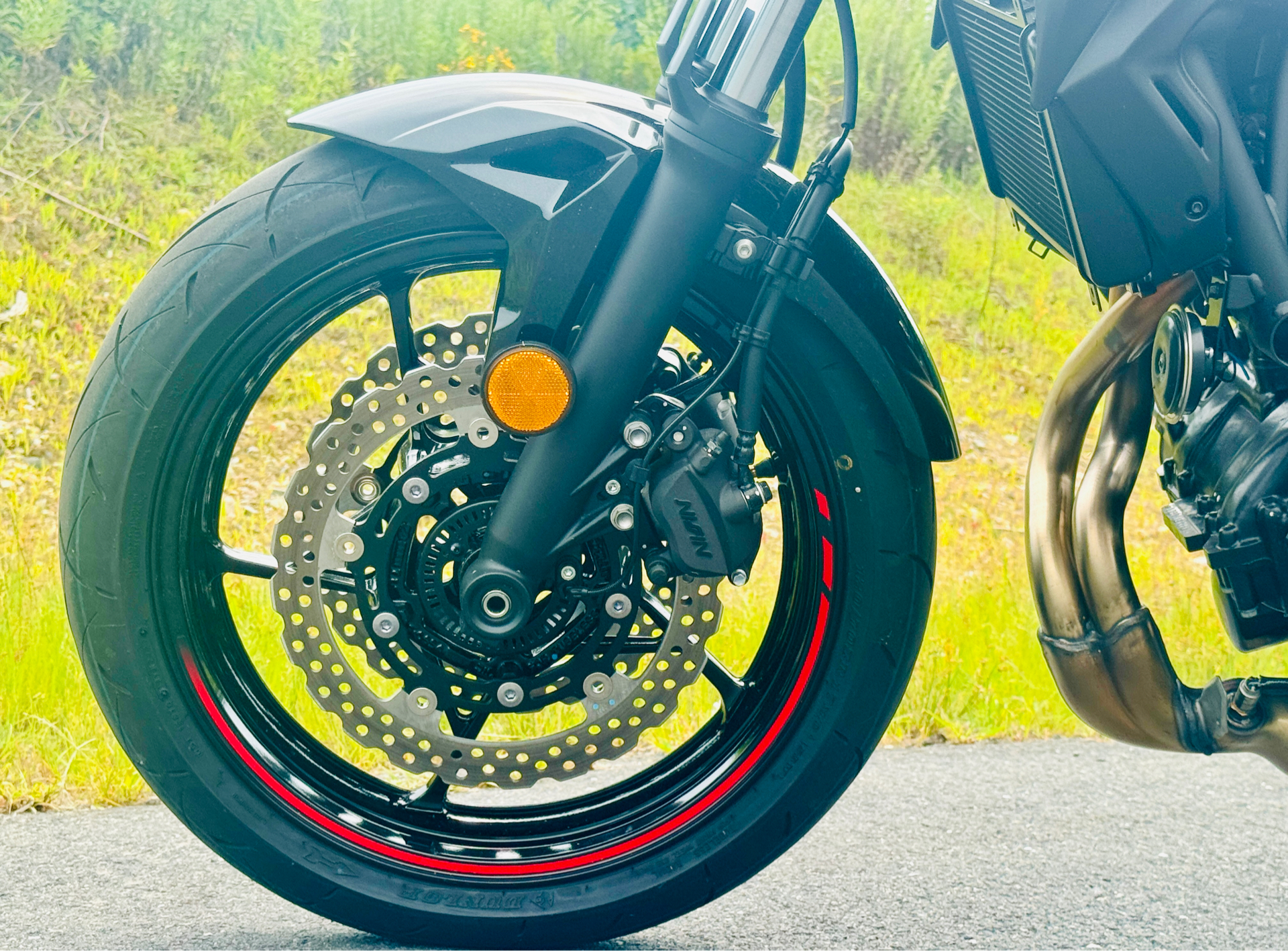 2023 Kawasaki Z650 in Foxboro, Massachusetts - Photo 16
