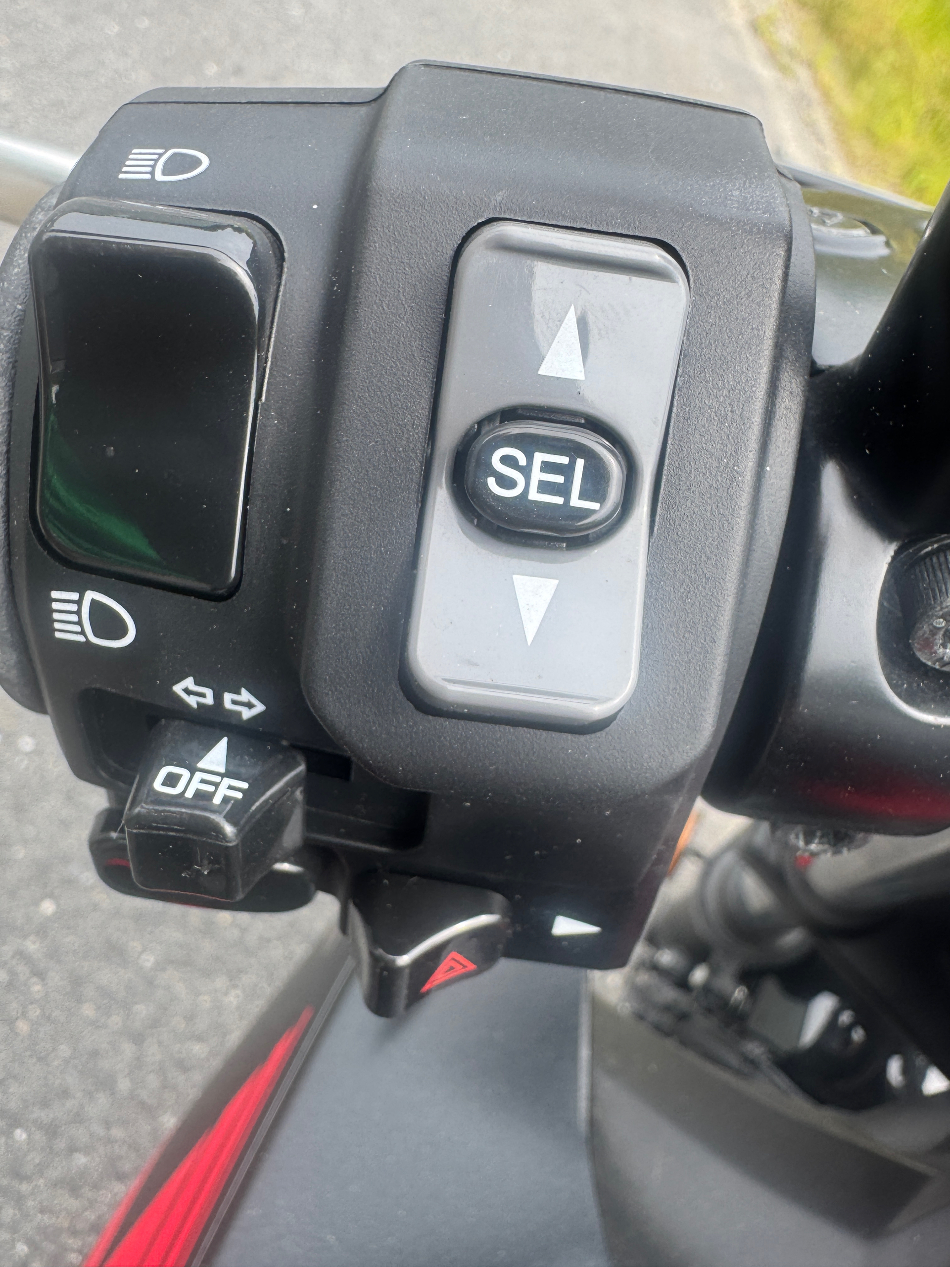 2023 Kawasaki Z650 in Foxboro, Massachusetts - Photo 2