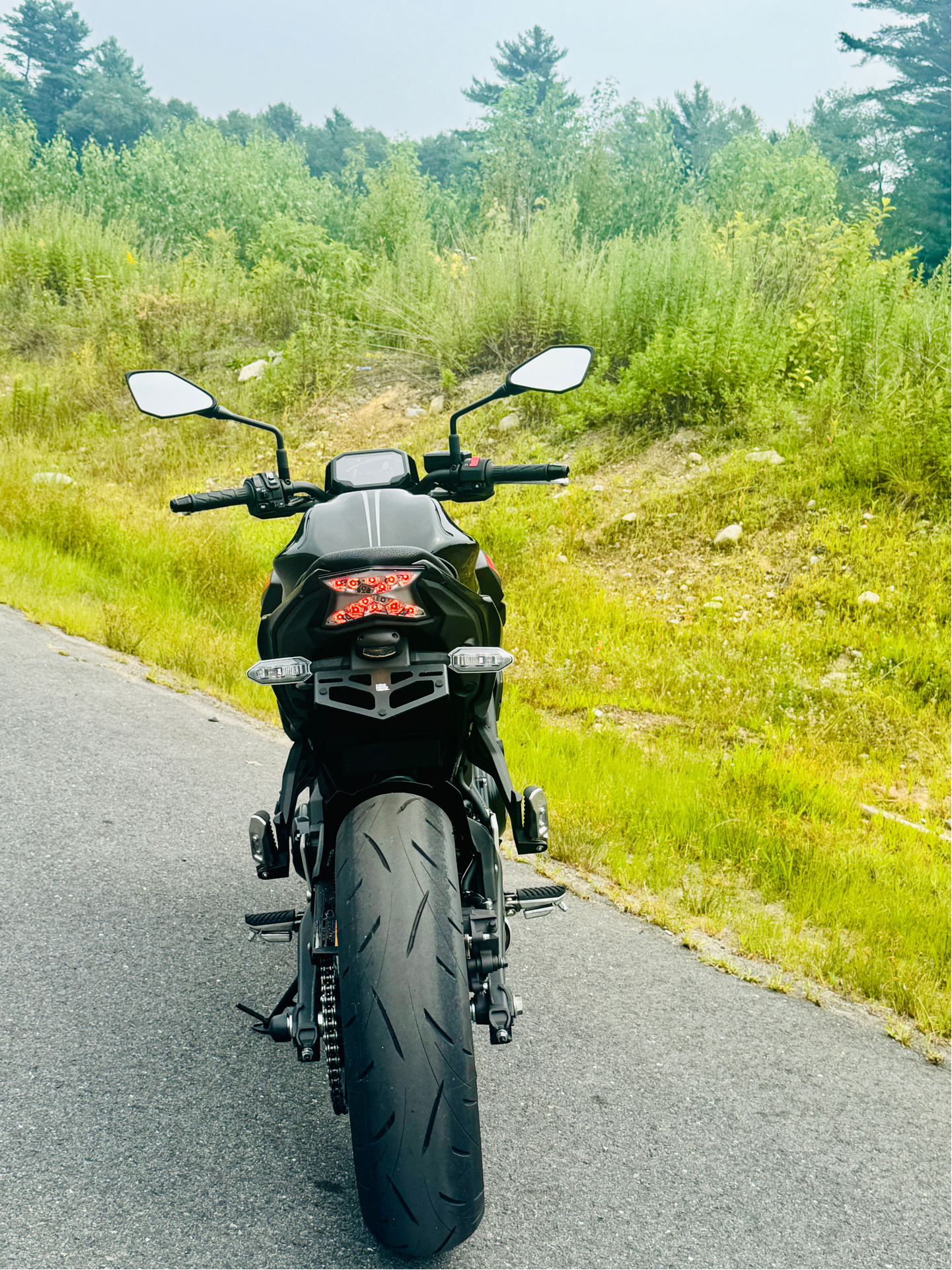 2023 Kawasaki Z650 in Foxboro, Massachusetts - Photo 18