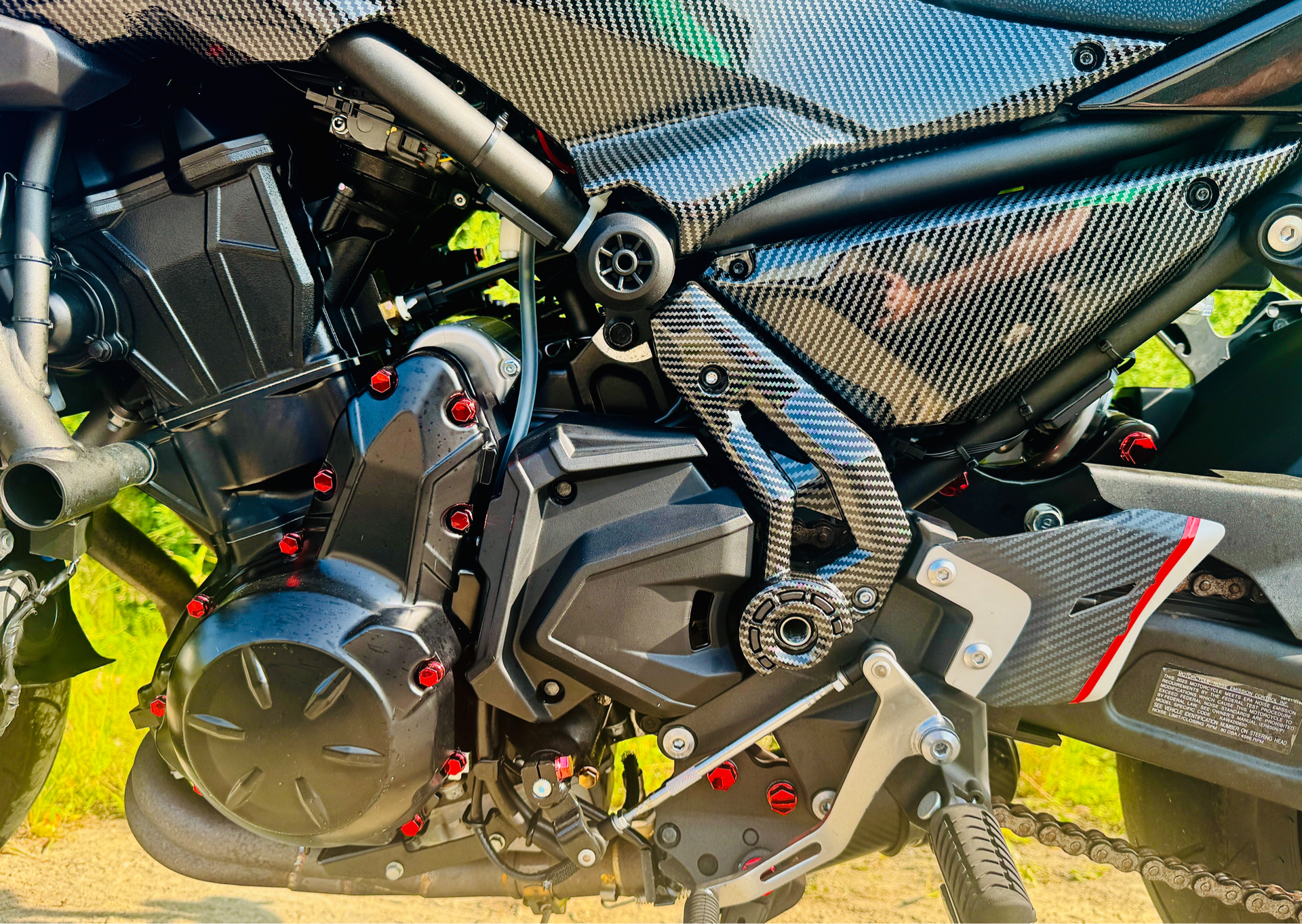 2023 Kawasaki Z650 in Foxboro, Massachusetts - Photo 18