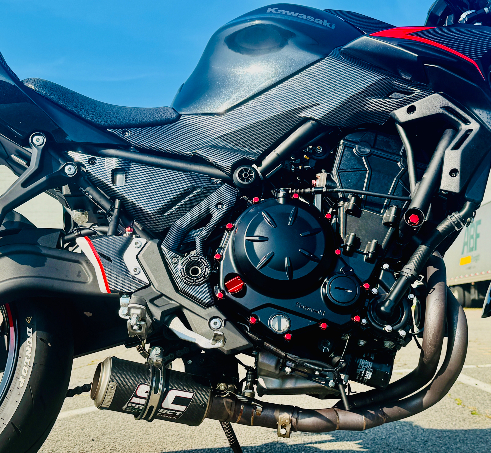 2023 Kawasaki Z650 in Foxboro, Massachusetts - Photo 16