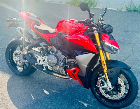 2026 Ducati Streetfighter V2 S in Foxboro, Massachusetts - Photo 11