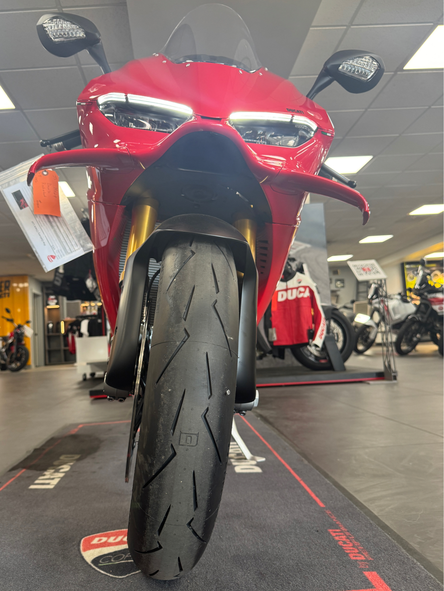 2025 Ducati Panigale V4 S in Foxboro, Massachusetts - Photo 11