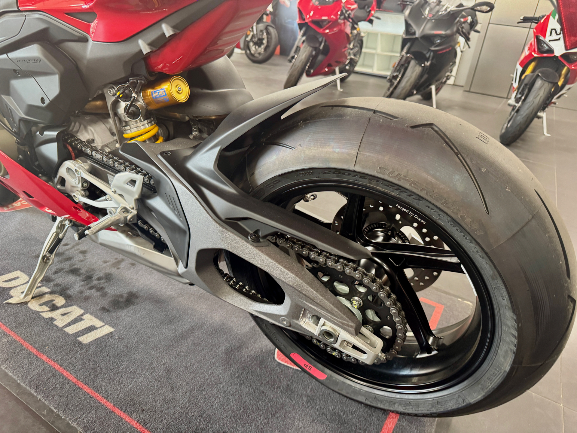 2025 Ducati Panigale V4 S in Foxboro, Massachusetts - Photo 16