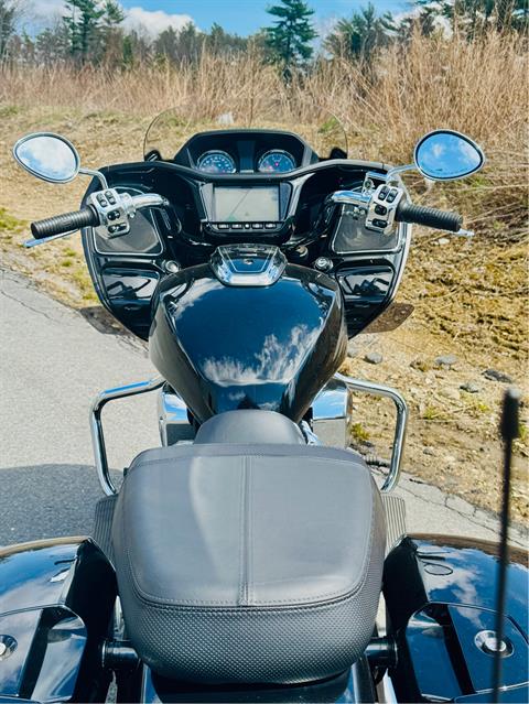 2022 Indian Motorcycle Challenger® Limited in Foxboro, Massachusetts - Photo 16