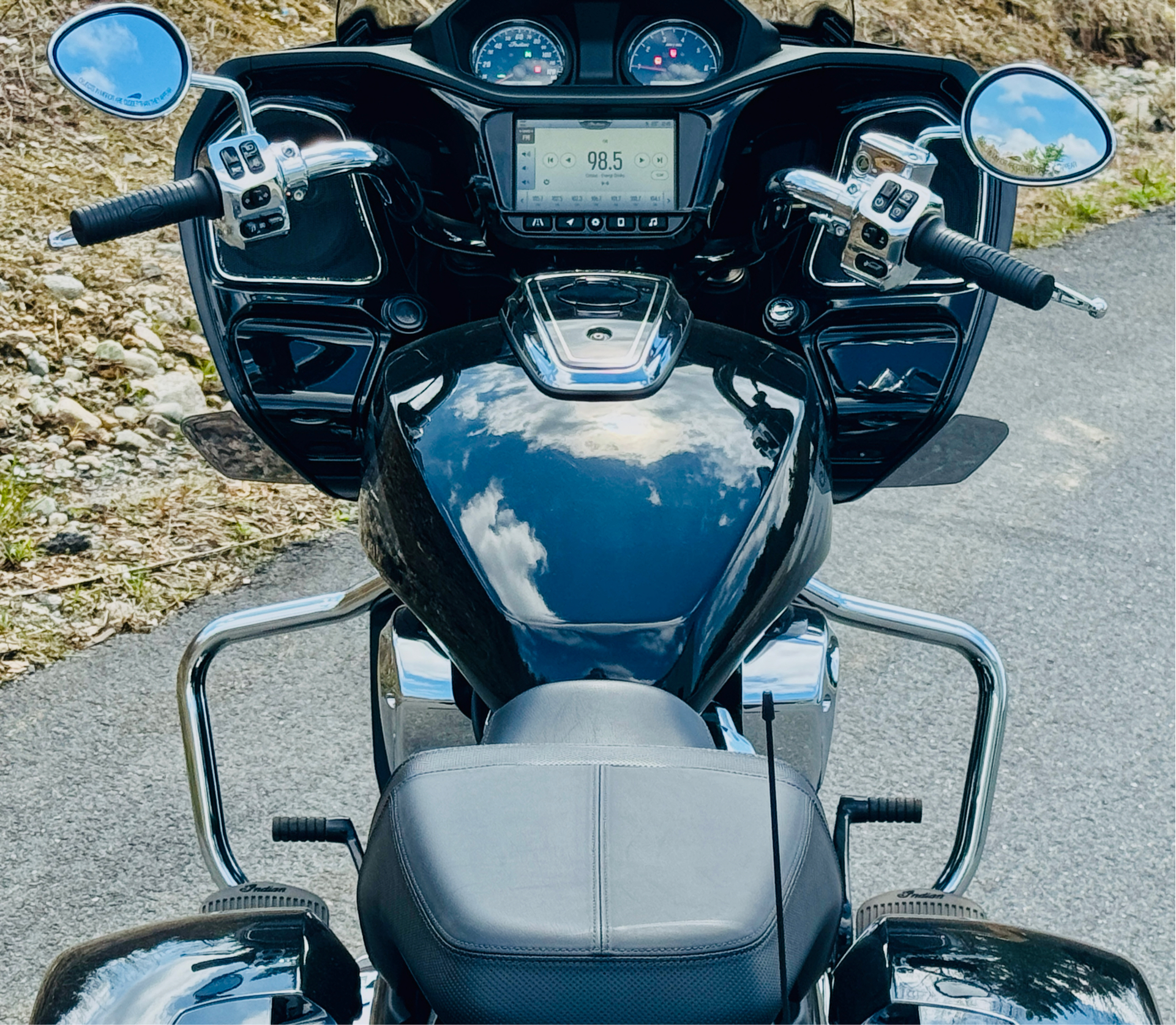 2022 Indian Motorcycle Challenger® Limited in Foxboro, Massachusetts - Photo 9