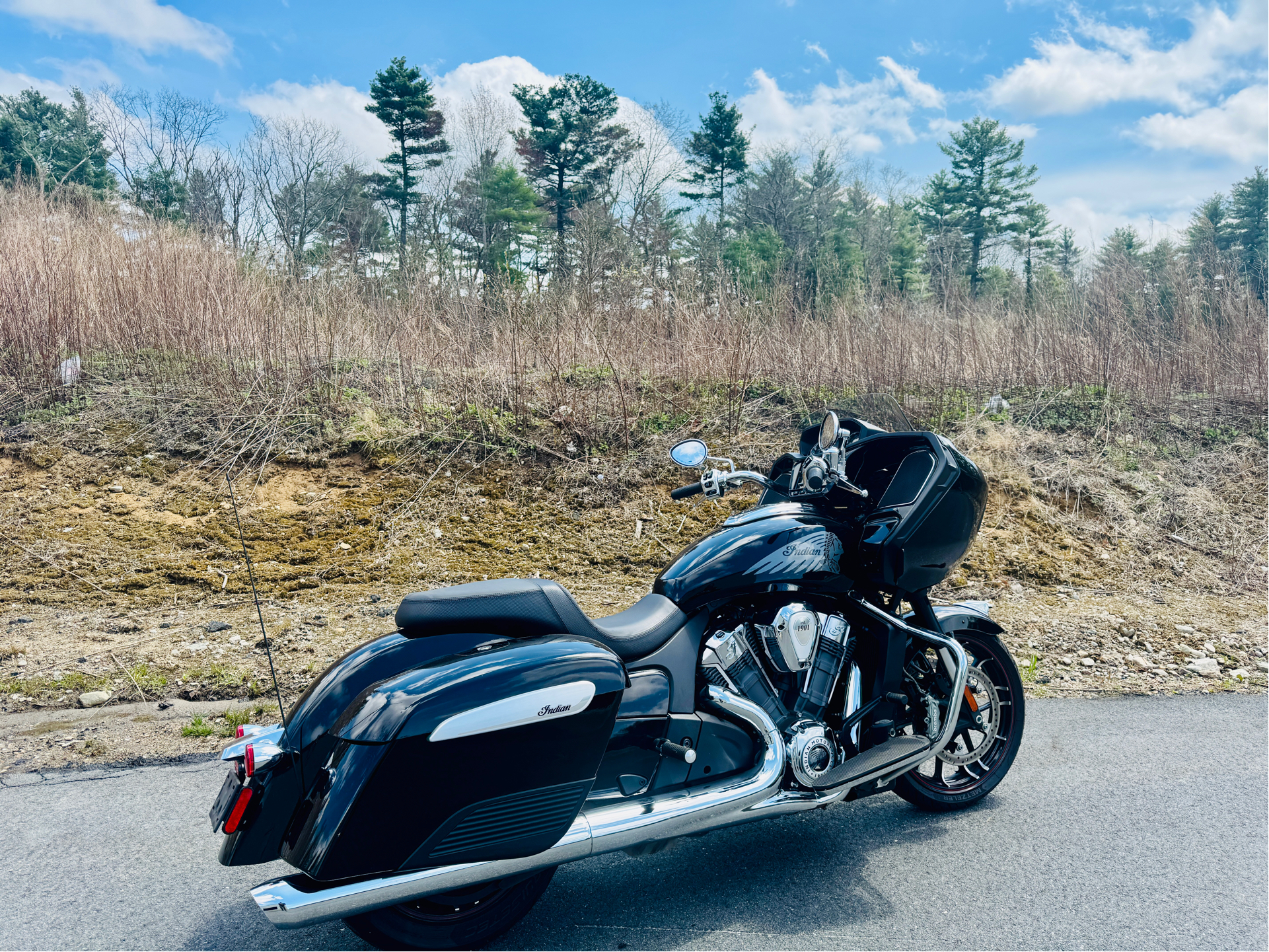 2022 Indian Motorcycle Challenger® Limited in Foxboro, Massachusetts - Photo 8