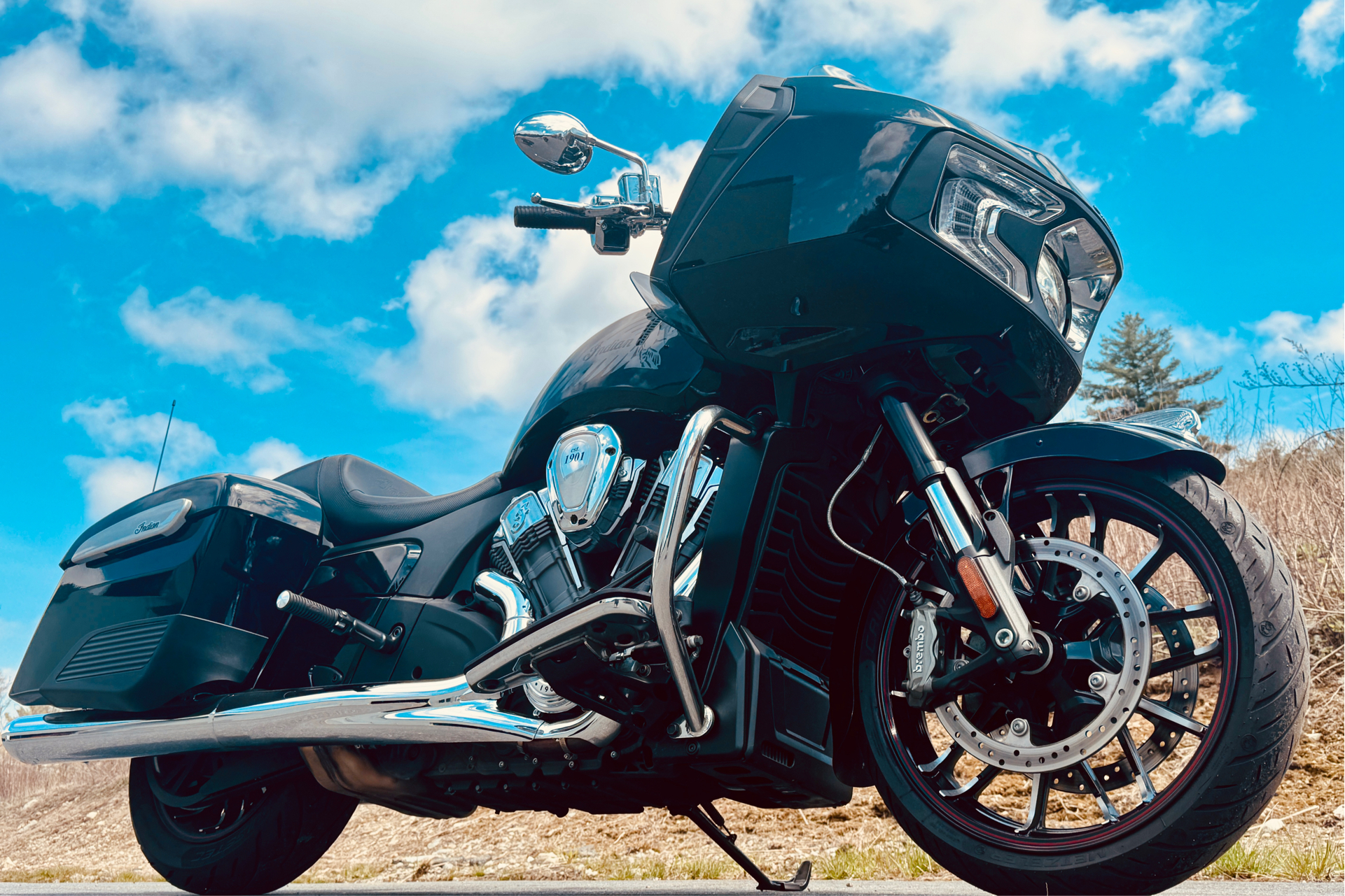 2022 Indian Motorcycle Challenger® Limited in Foxboro, Massachusetts - Photo 1