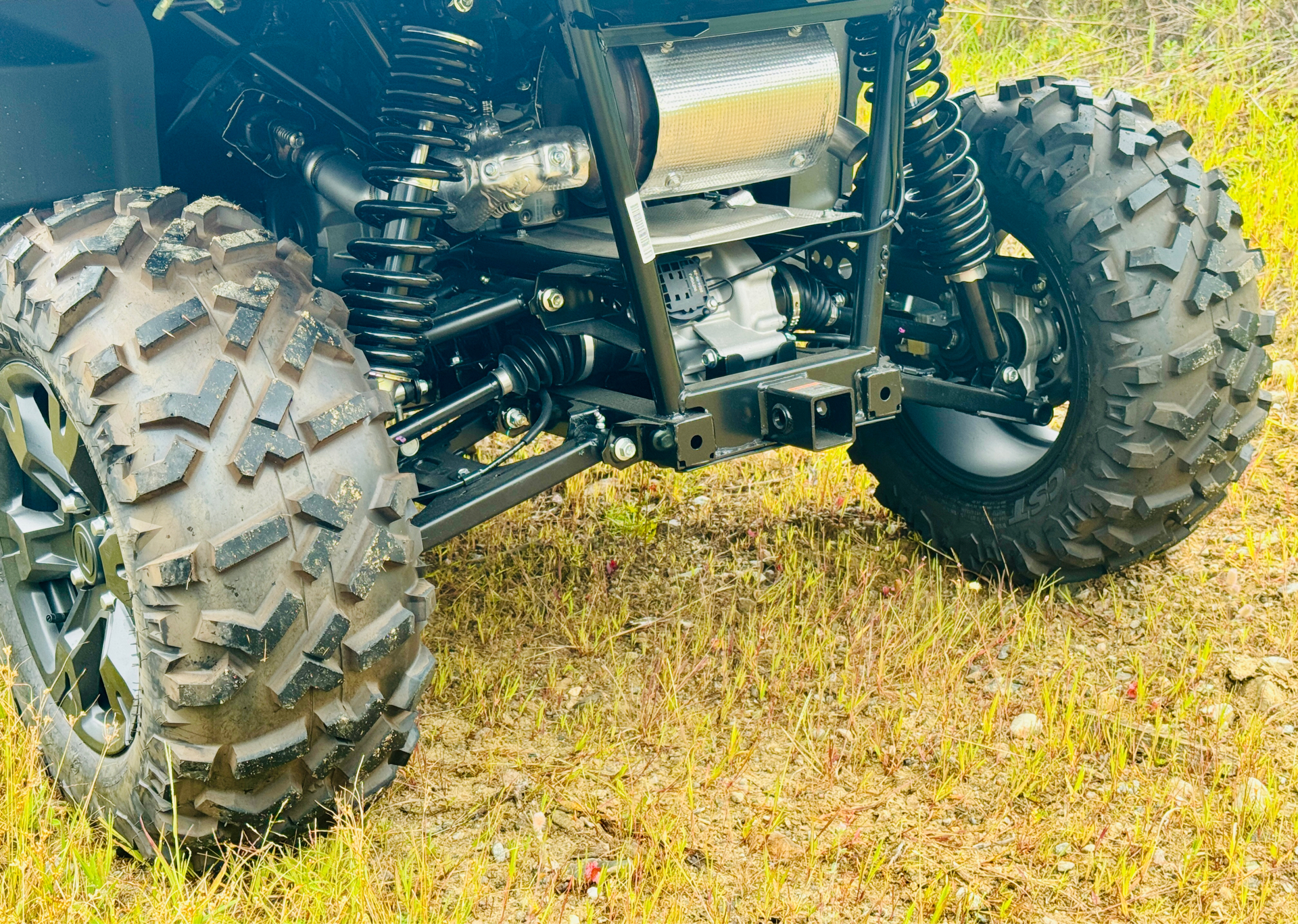 2025 CFMOTO UForce 800 XL in Foxboro, Massachusetts - Photo 14
