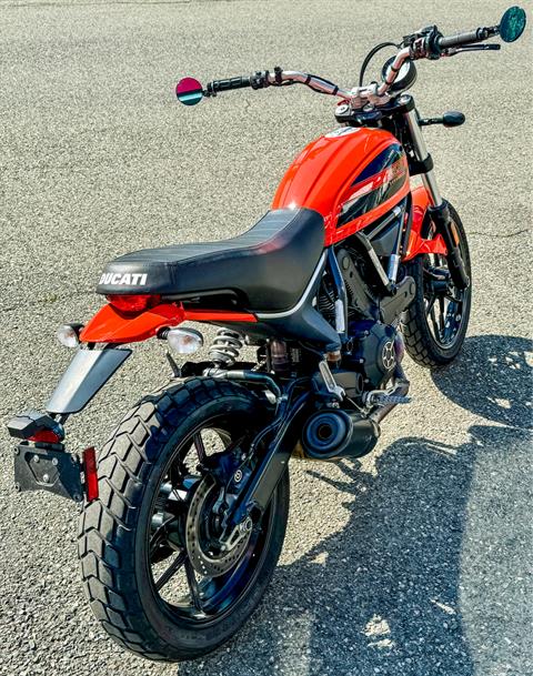 2018 Ducati Scrambler Sixty2 in Foxboro, Massachusetts - Photo 22