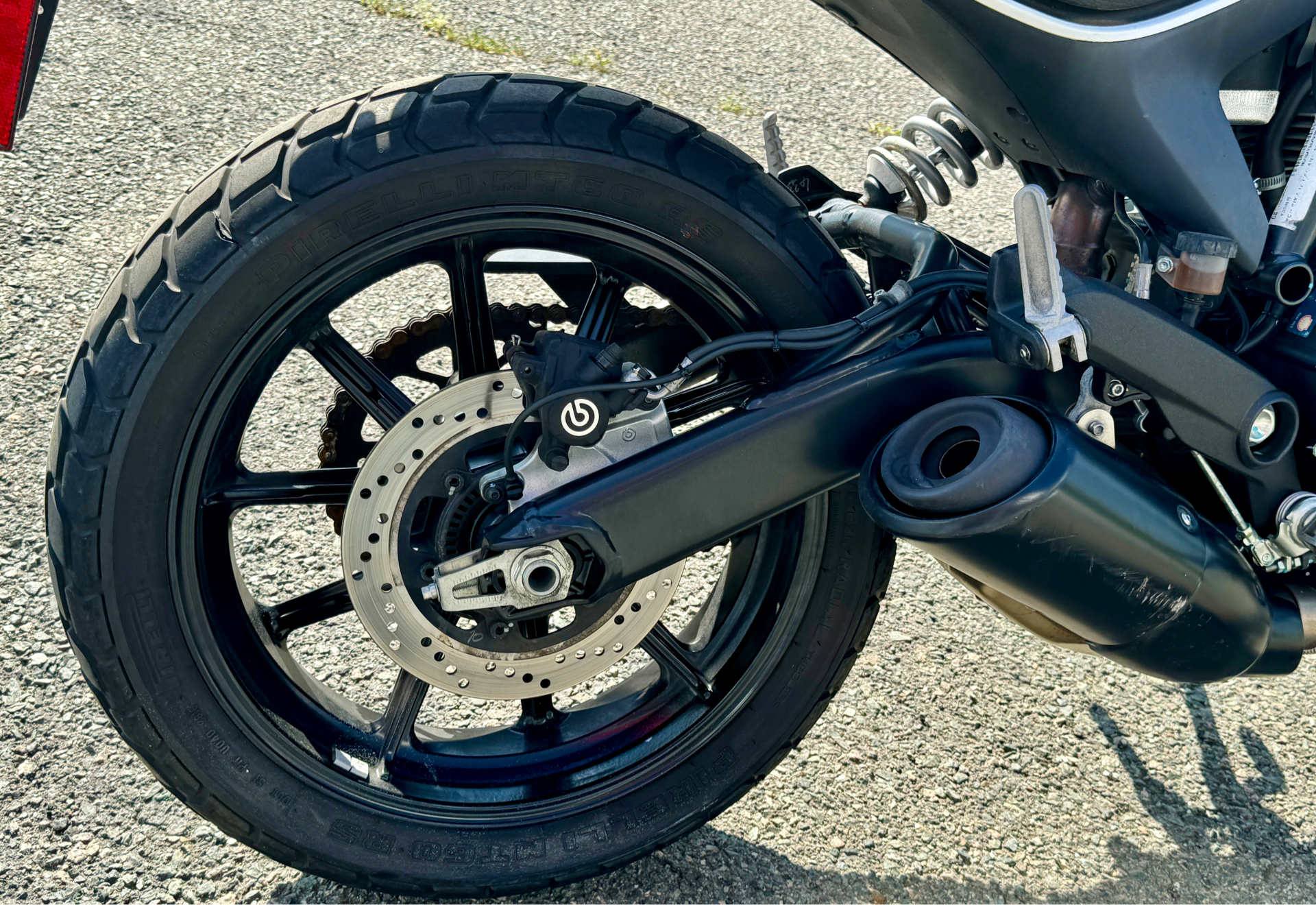 2018 Ducati Scrambler Sixty2 in Foxboro, Massachusetts - Photo 17