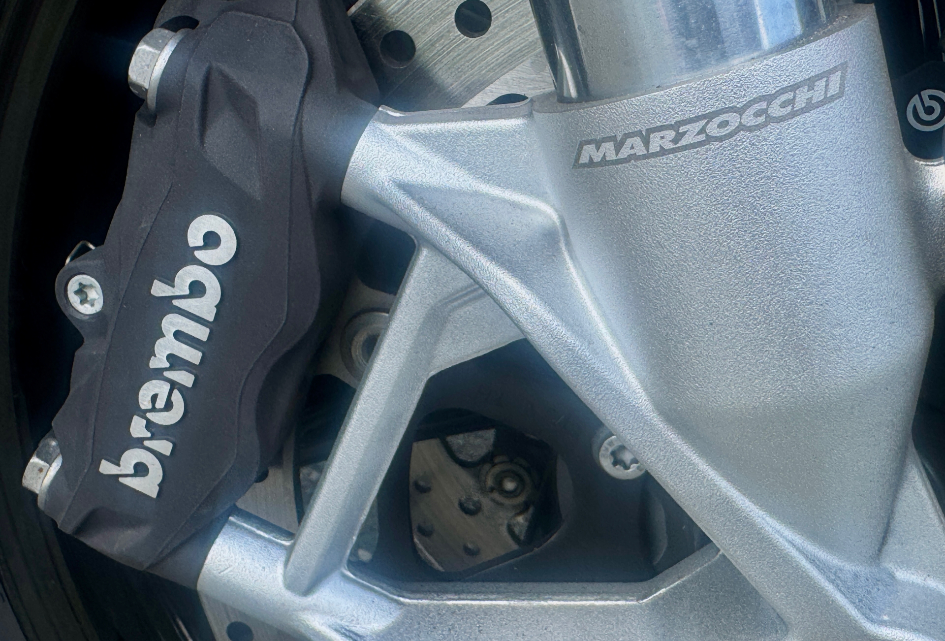 2022 BMW S 1000 R in Foxboro, Massachusetts - Photo 4