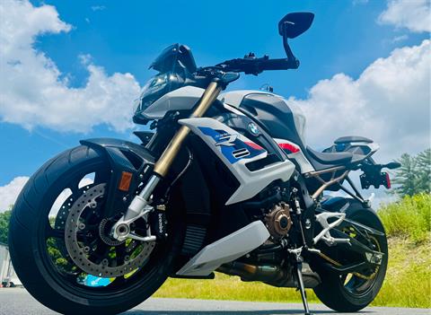 2022 BMW S 1000 R in Foxboro, Massachusetts - Photo 18