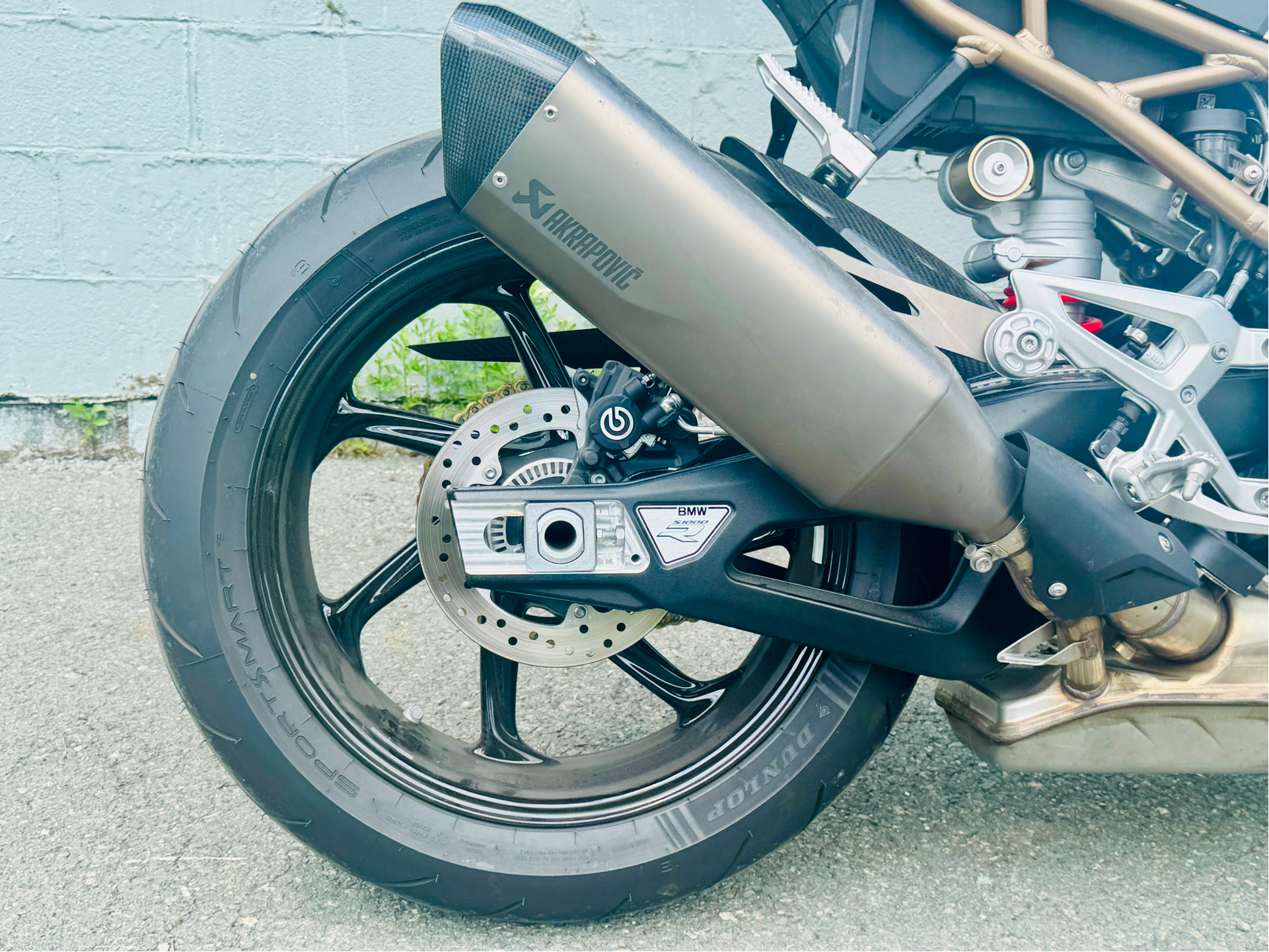 2022 BMW S 1000 R in Foxboro, Massachusetts - Photo 22