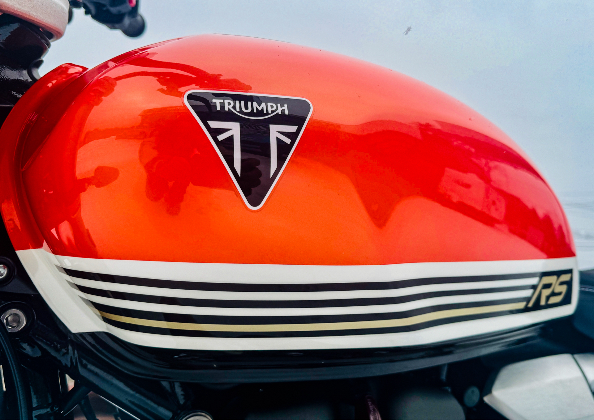 2025 Triumph Speed Twin 1200 RS in Foxboro, Massachusetts - Photo 2