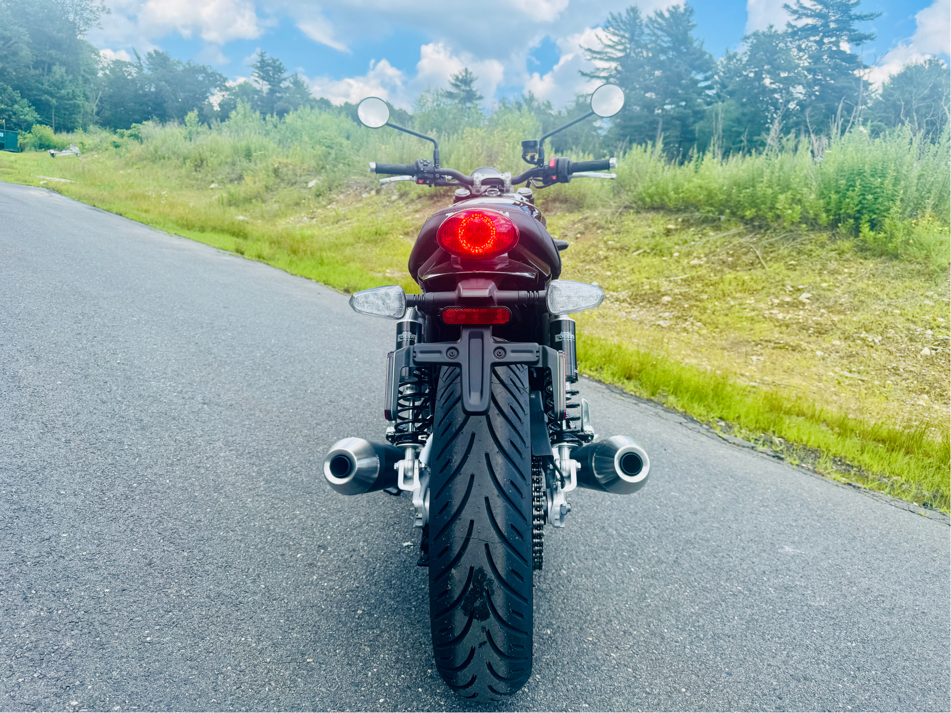 2025 Triumph Speed Twin 900 in Foxboro, Massachusetts - Photo 13
