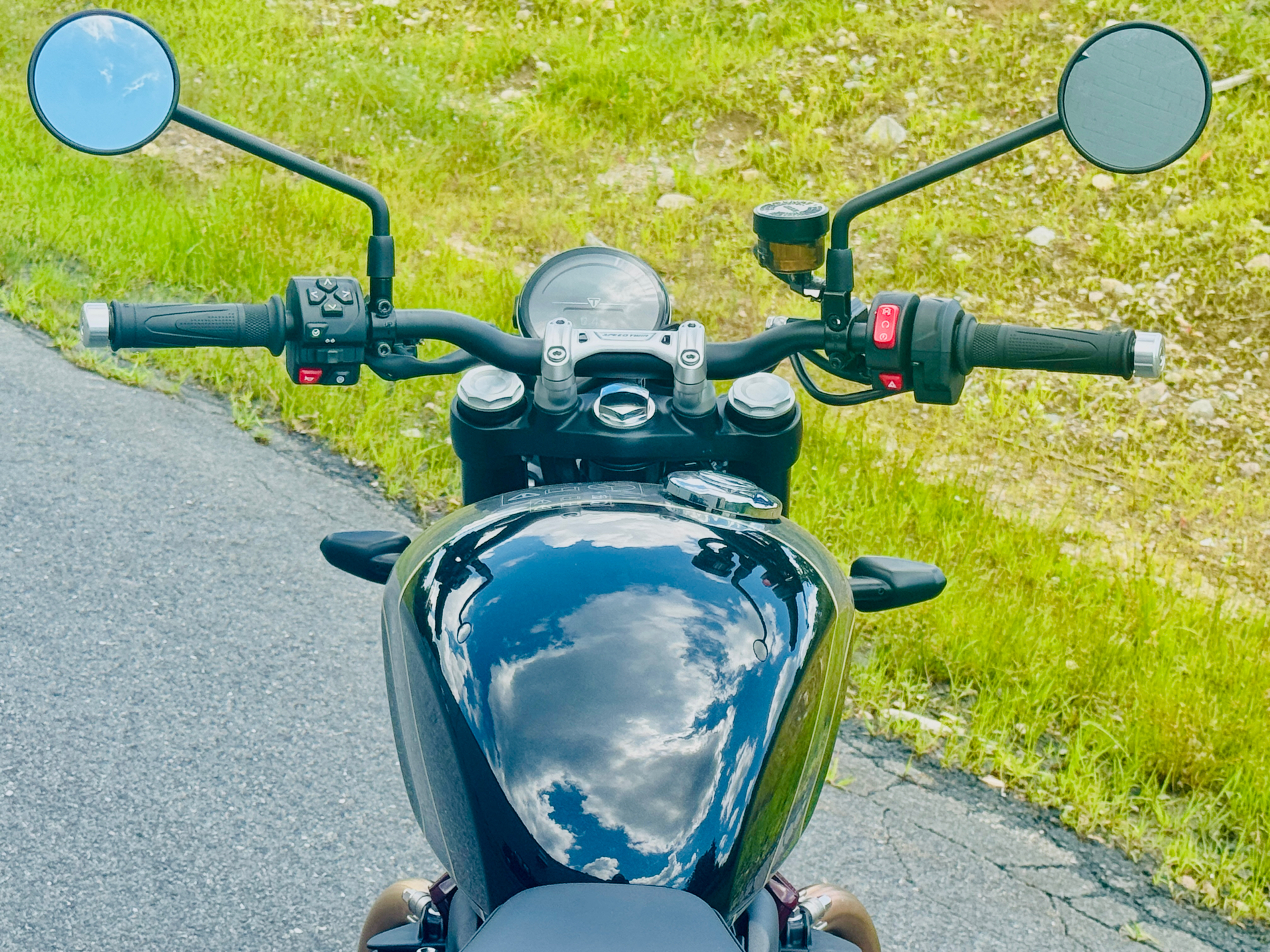 2025 Triumph Speed Twin 900 in Foxboro, Massachusetts - Photo 20