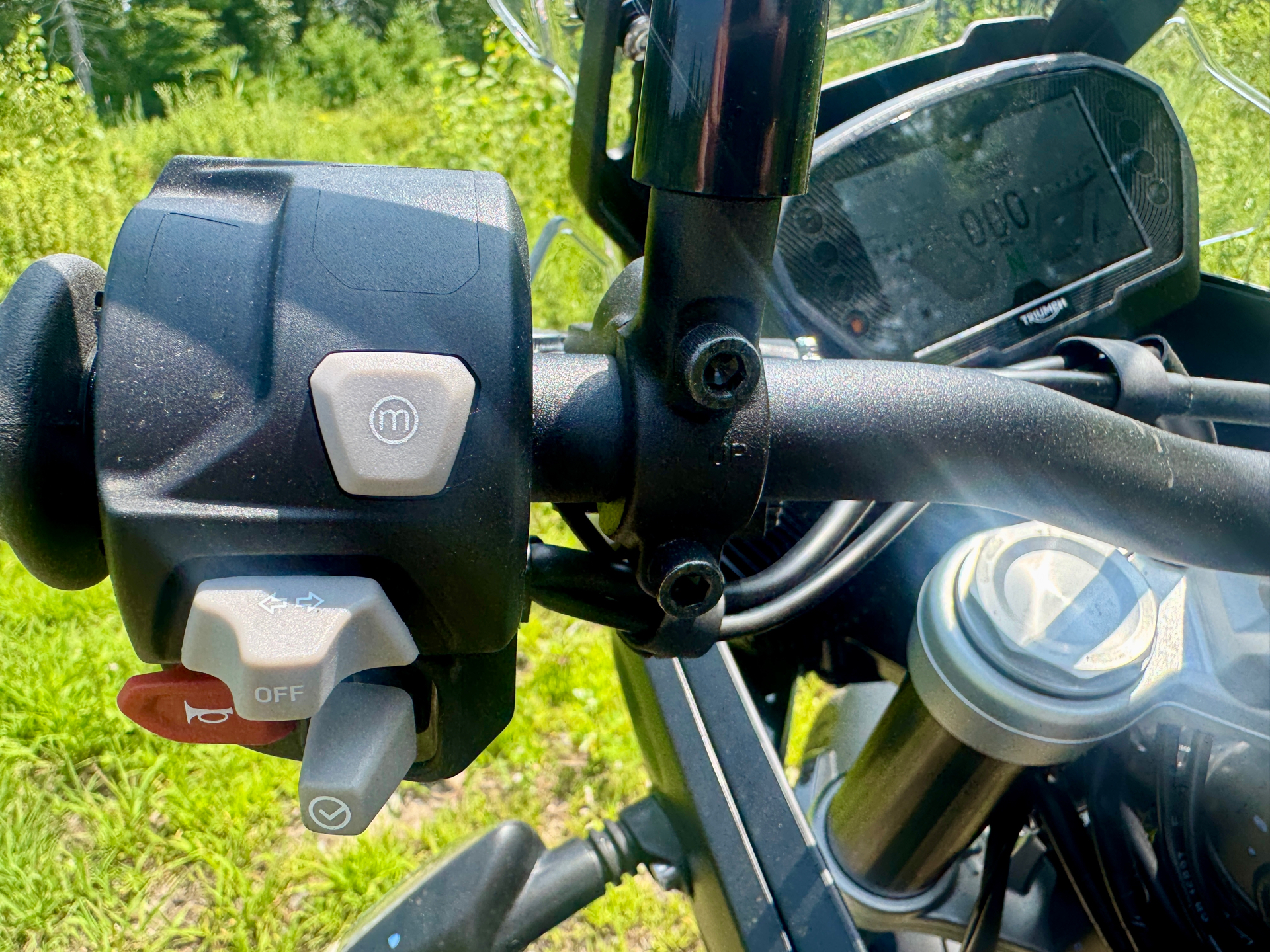 2024 Triumph Tiger 850 Sport in Foxboro, Massachusetts - Photo 19