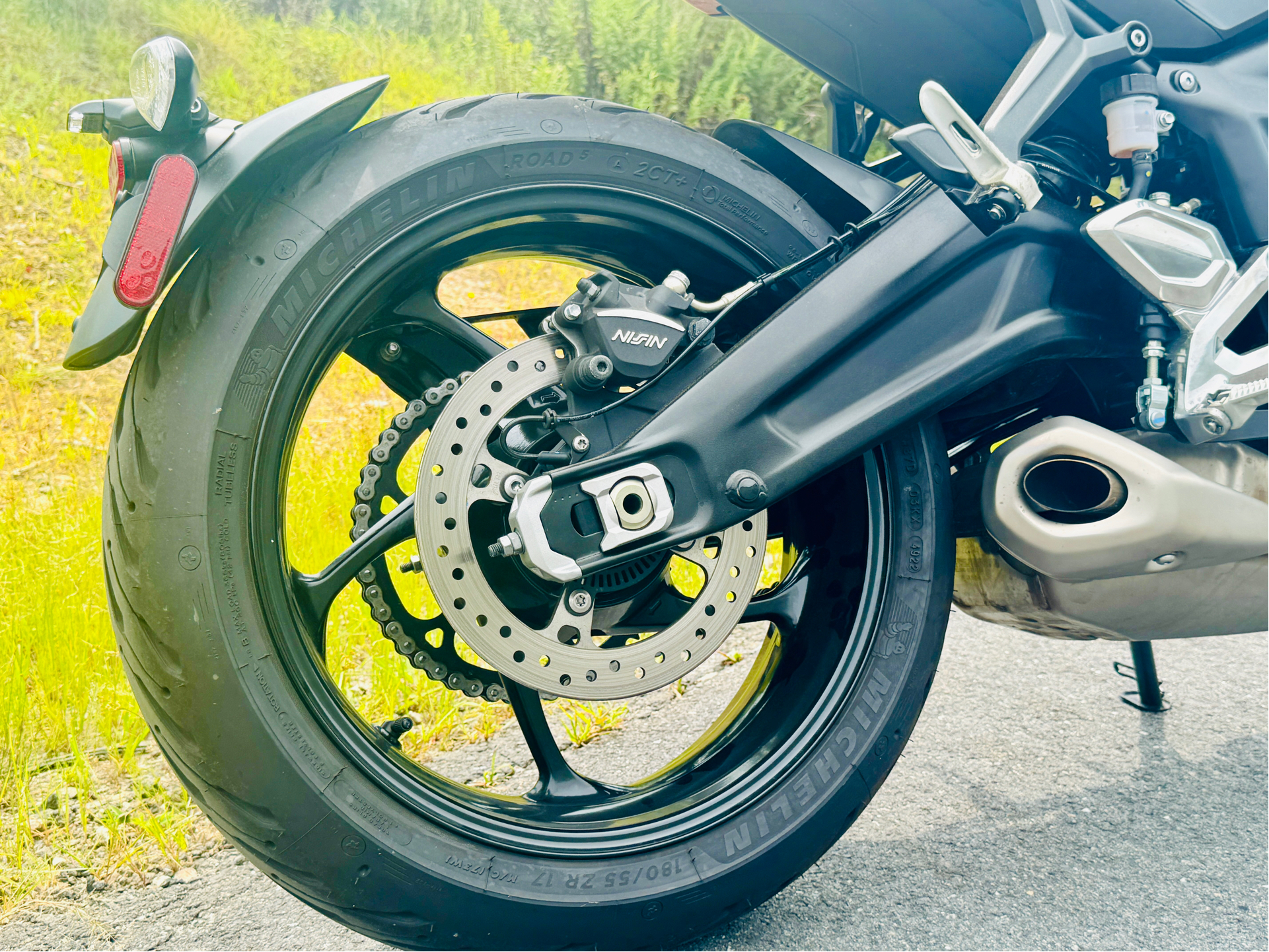 2023 Triumph Trident 660 in Foxboro, Massachusetts - Photo 12