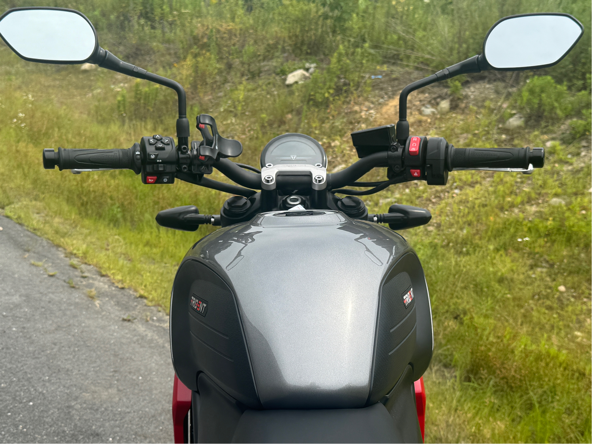 2023 Triumph Trident 660 in Foxboro, Massachusetts - Photo 16
