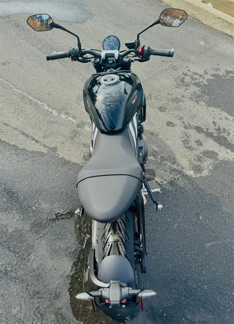2025 Triumph Trident 660 in Foxboro, Massachusetts - Photo 17