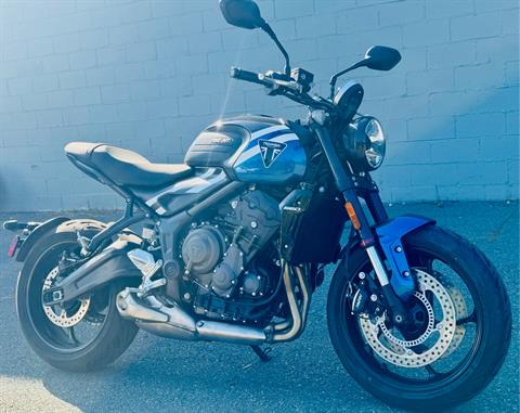 2025 Triumph Trident 660 in Foxboro, Massachusetts - Photo 18