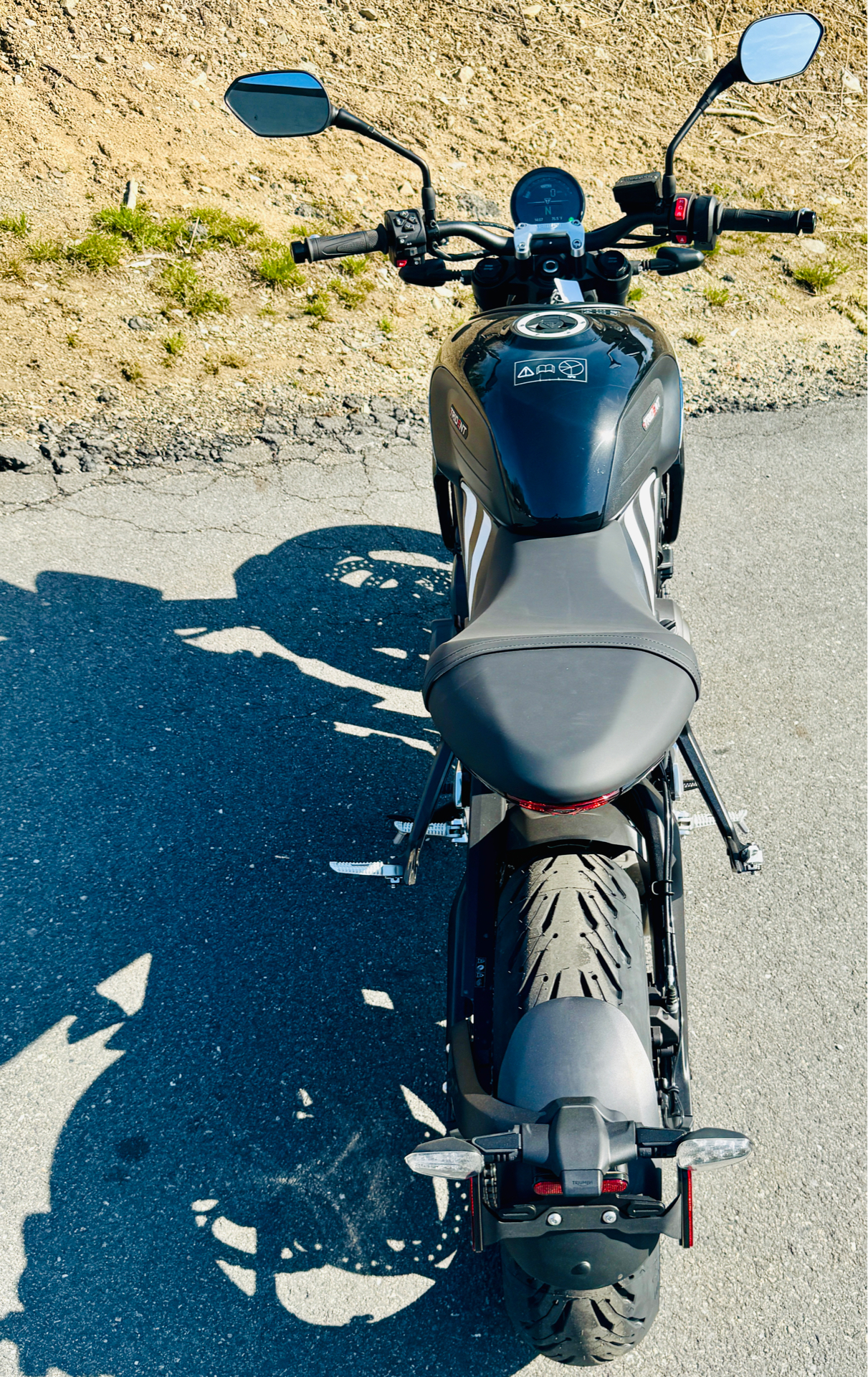 2025 Triumph Trident 660 in Foxboro, Massachusetts - Photo 23