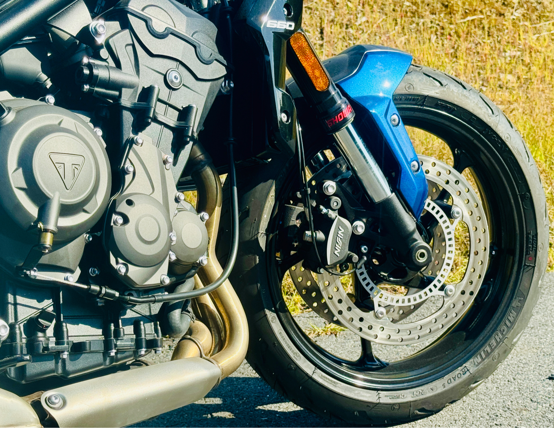 2025 Triumph Trident 660 in Foxboro, Massachusetts - Photo 15