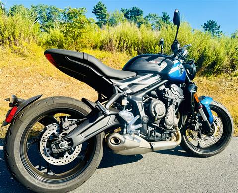2025 Triumph Trident 660 in Foxboro, Massachusetts - Photo 5