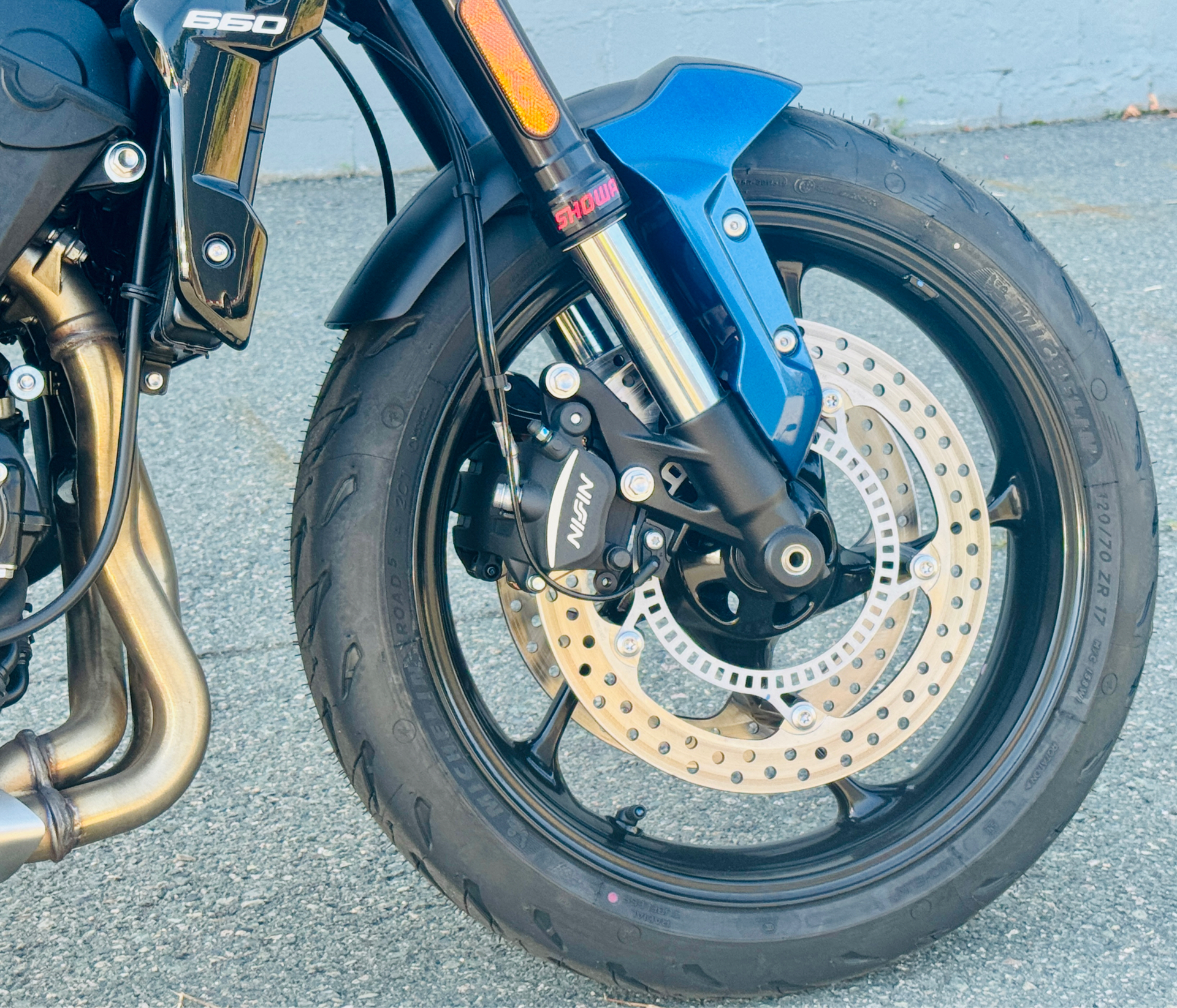 2025 Triumph Trident 660 in Foxboro, Massachusetts - Photo 25