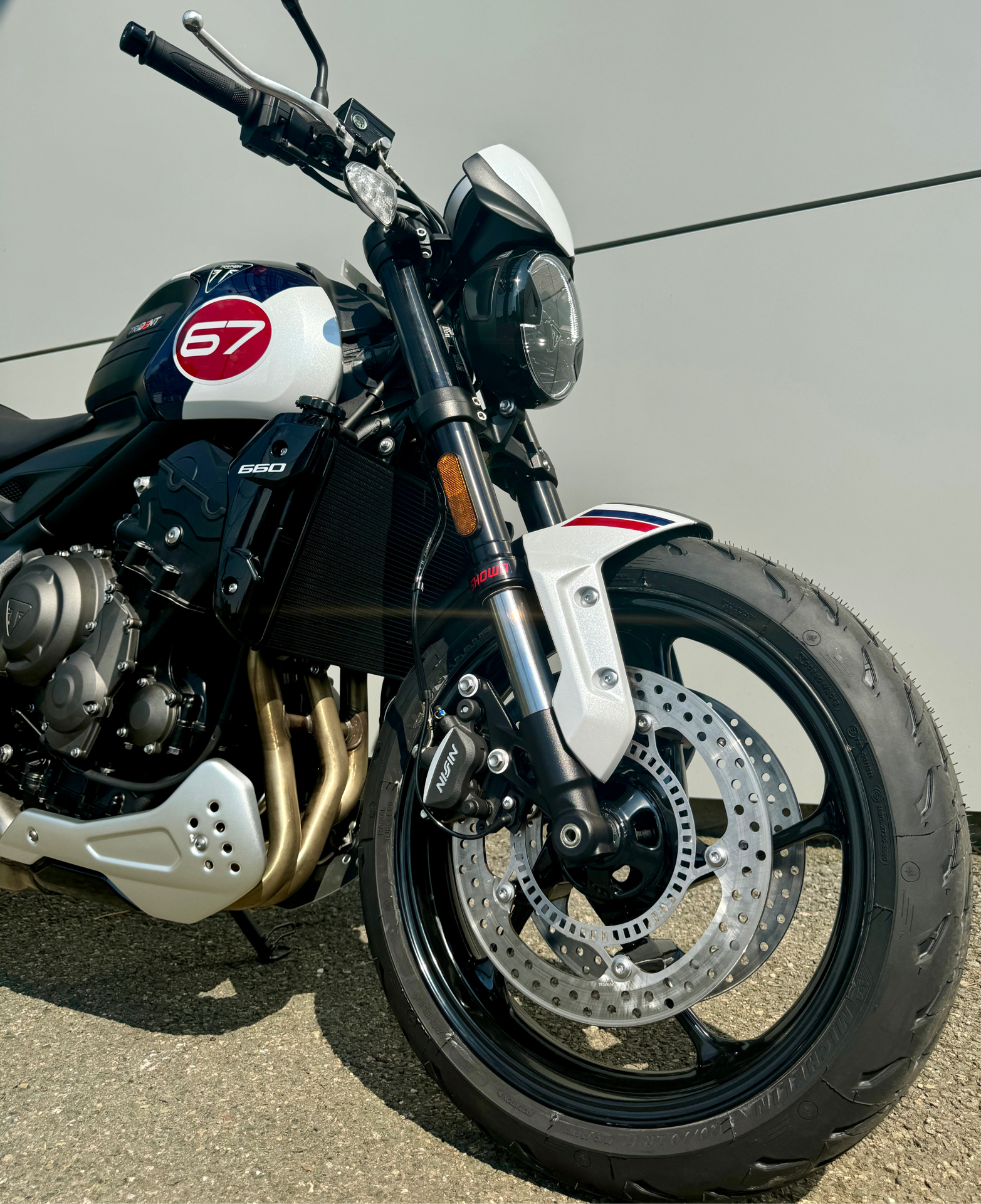 2025 Triumph Trident 660 Triple Tribute Edition in Foxboro, Massachusetts - Photo 14