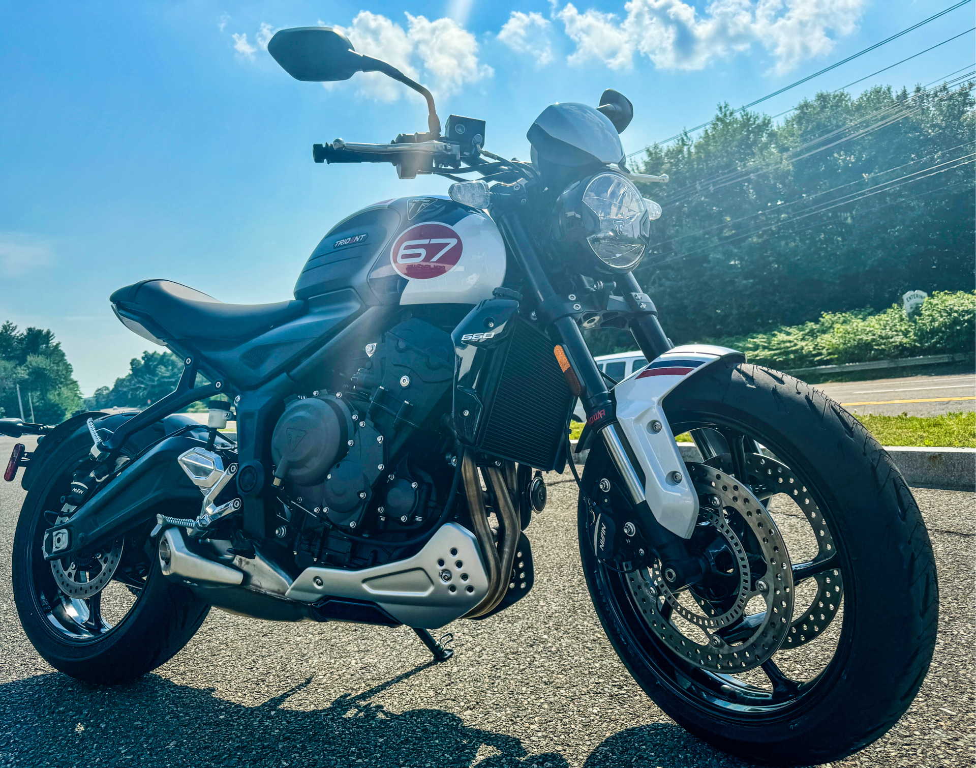 2025 Triumph Trident 660 Triple Tribute Edition in Foxboro, Massachusetts - Photo 16