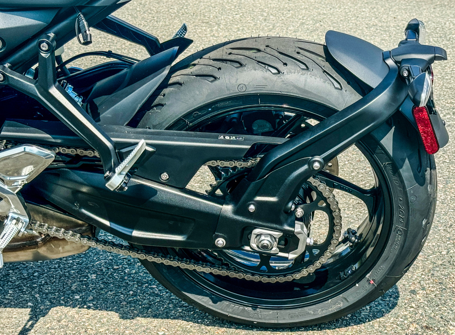 2025 Triumph Trident 660 Triple Tribute Edition in Foxboro, Massachusetts - Photo 19