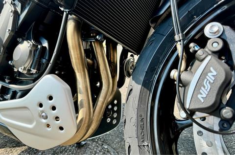 2025 Triumph Trident 660 Triple Tribute Edition in Foxboro, Massachusetts - Photo 23