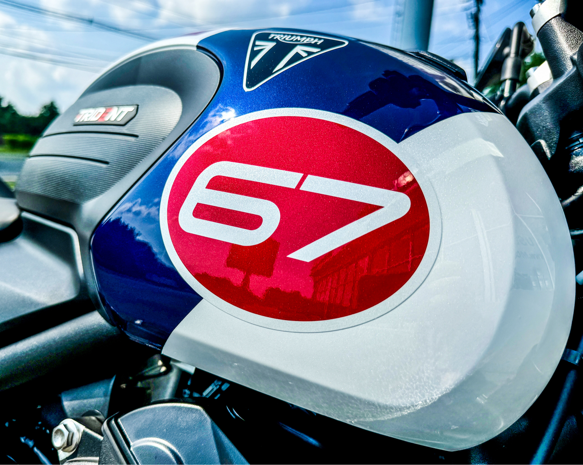 2025 Triumph Trident 660 Triple Tribute Edition in Foxboro, Massachusetts - Photo 18