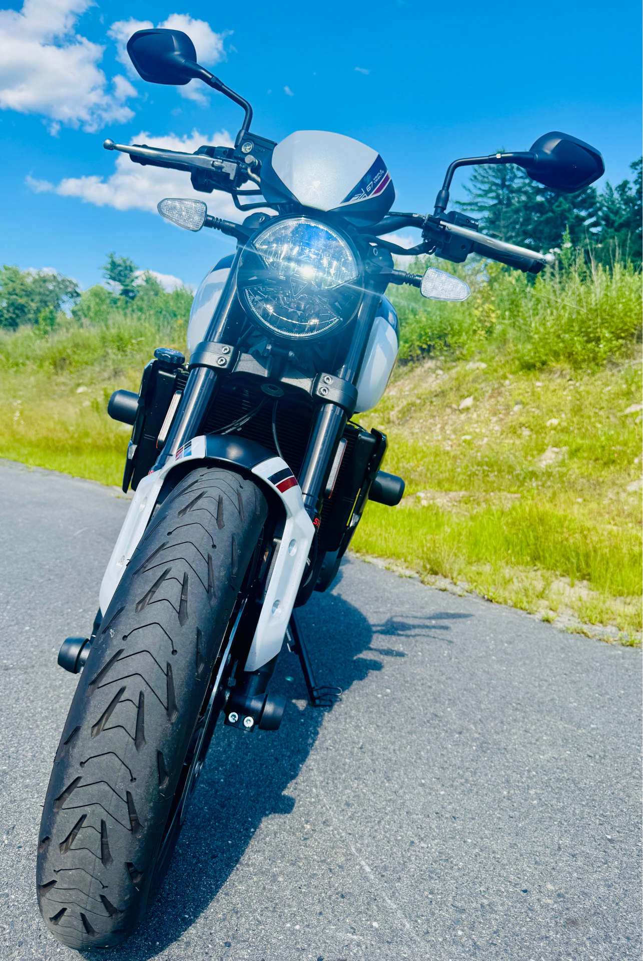 2025 Triumph Trident 660 Triple Tribute Edition in Foxboro, Massachusetts - Photo 17