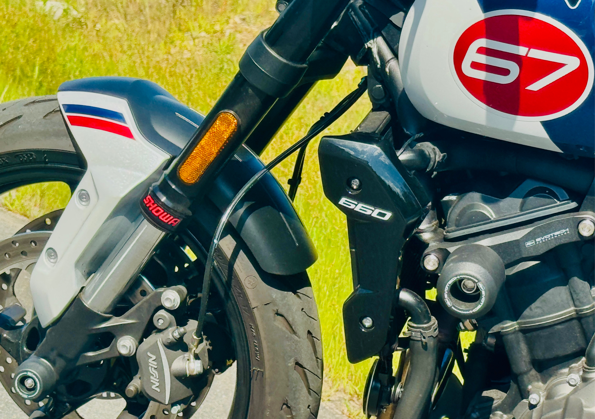 2025 Triumph Trident 660 Triple Tribute Edition in Foxboro, Massachusetts - Photo 20