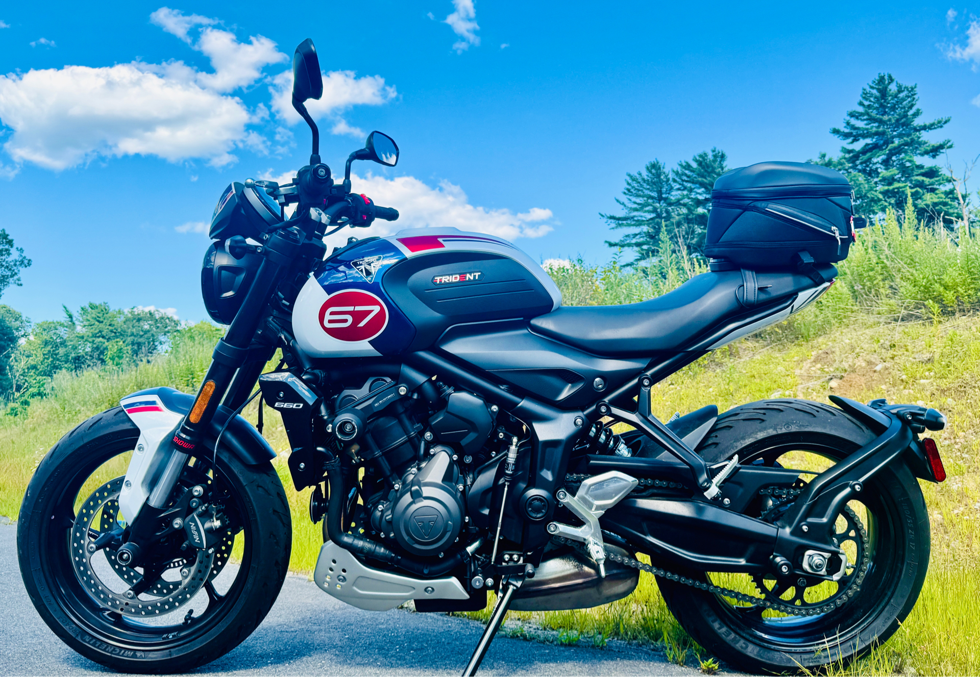 2025 Triumph Trident 660 Triple Tribute Edition in Foxboro, Massachusetts - Photo 21