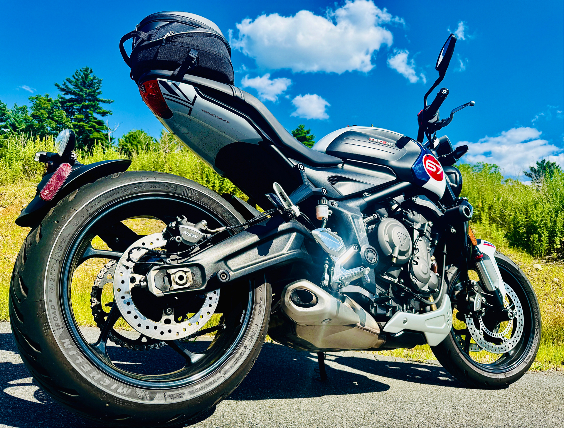 2025 Triumph Trident 660 Triple Tribute Edition in Foxboro, Massachusetts - Photo 7