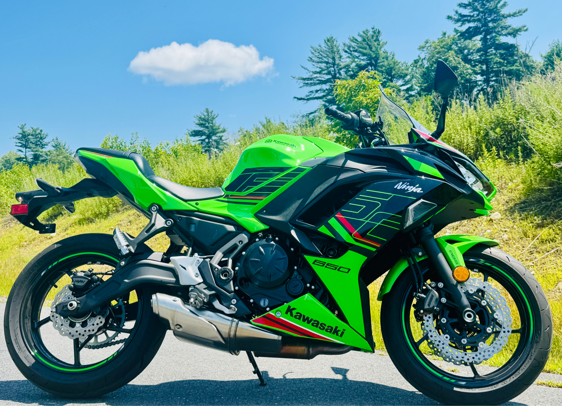 2023 Kawasaki Ninja 650 ABS KRT Edition in Foxboro, Massachusetts - Photo 21
