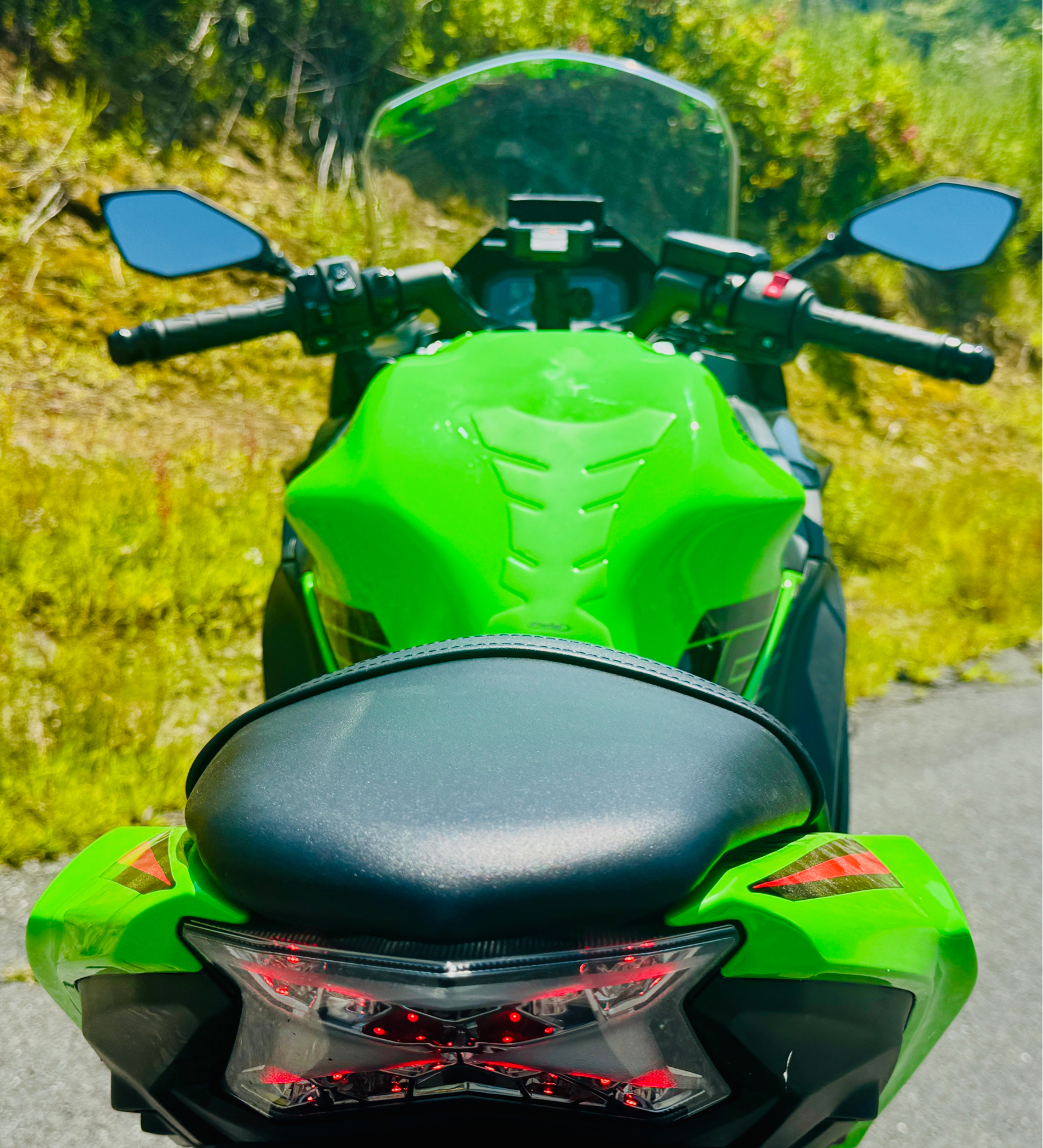 2023 Kawasaki Ninja 650 ABS KRT Edition in Foxboro, Massachusetts - Photo 8