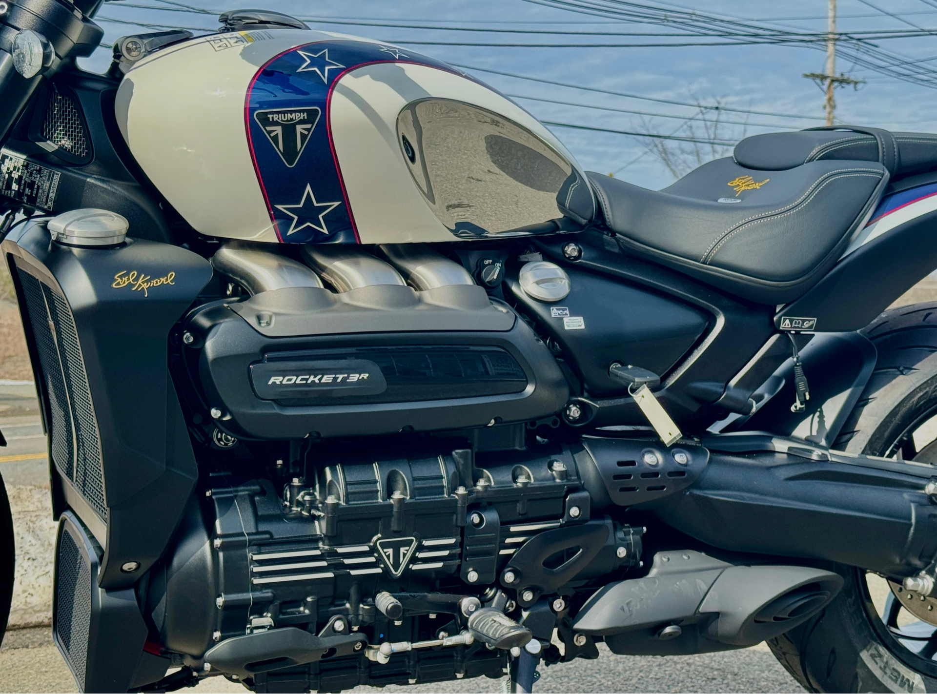 2025 Triumph Rocket 3 Storm R Evel Knievel Limited Edition in Foxboro, Massachusetts - Photo 16