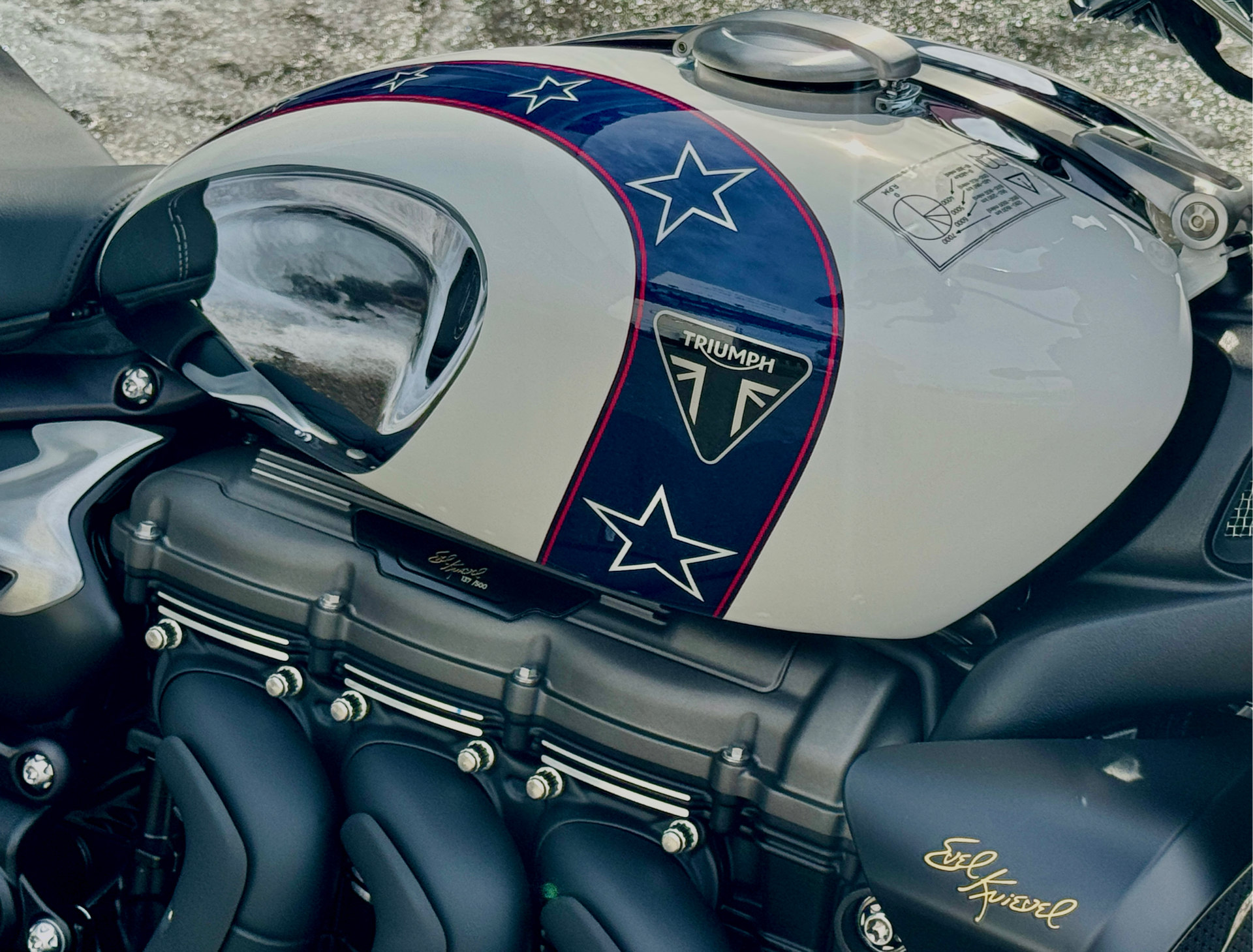 2025 Triumph Rocket 3 Storm R Evel Knievel Limited Edition in Foxboro, Massachusetts - Photo 25