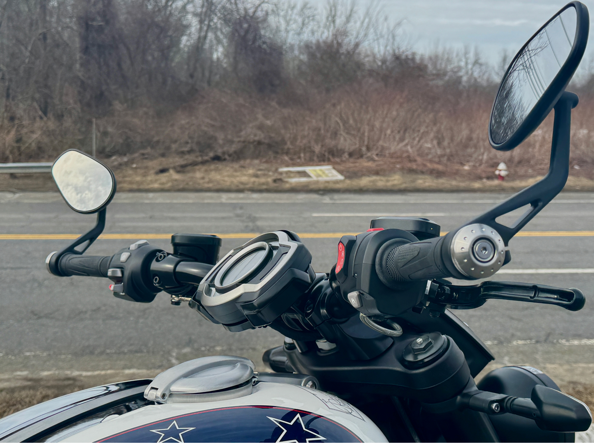 2025 Triumph Rocket 3 Storm R Evel Knievel Limited Edition in Foxboro, Massachusetts - Photo 35