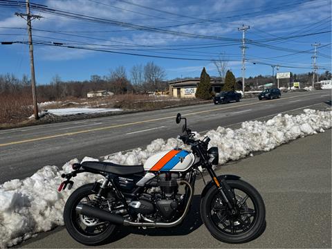 2025 Triumph Speed Twin 900 in Foxboro, Massachusetts - Photo 21