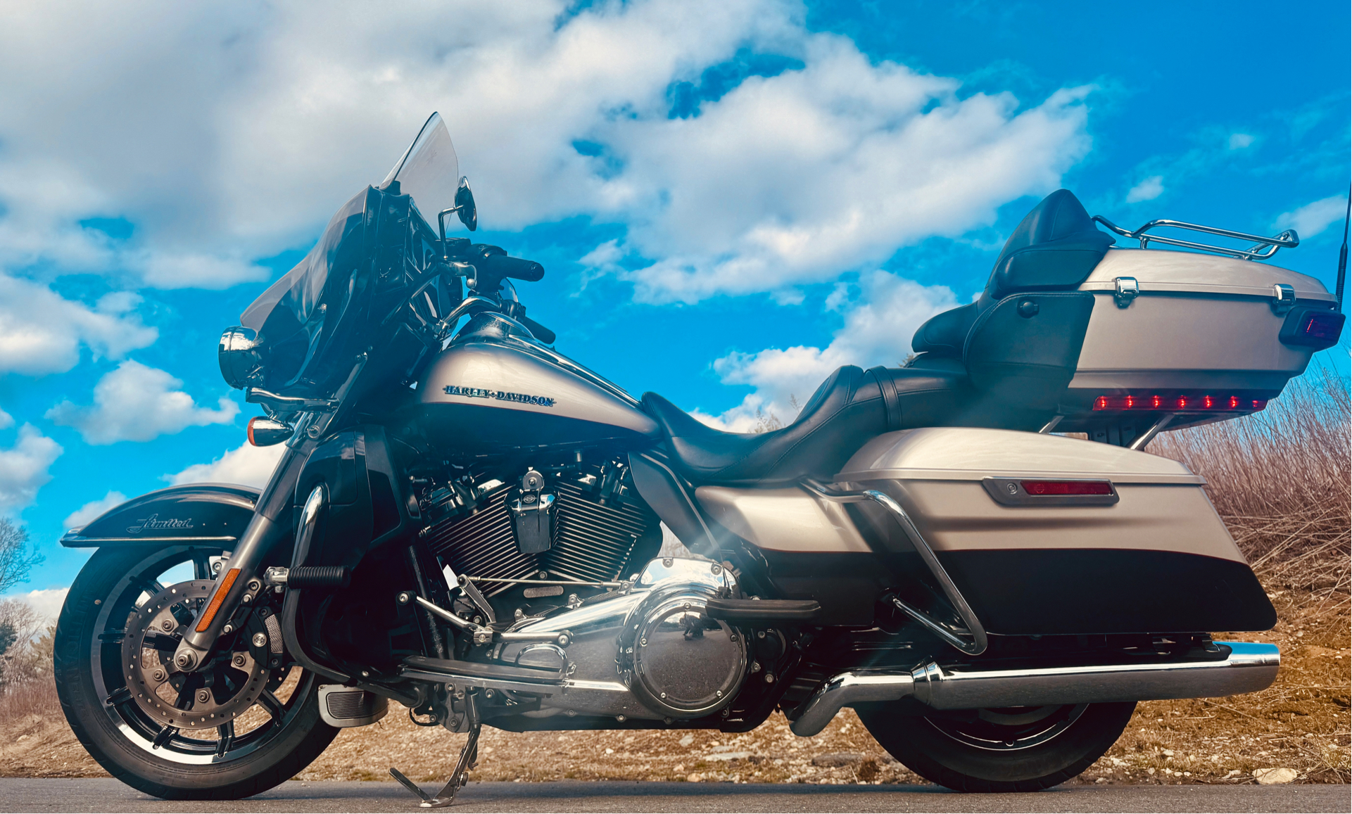 2018 Harley-Davidson Ultra Limited in Foxboro, Massachusetts - Photo 9