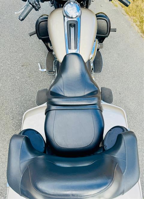2018 Harley-Davidson Ultra Limited in Foxboro, Massachusetts - Photo 6