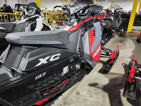 2024 Polaris 650 Indy XC 137 ES in Foxboro, Massachusetts - Photo 12